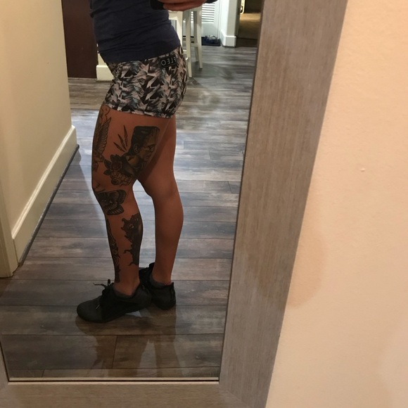 Fleo shorts - Picture 3 of 4